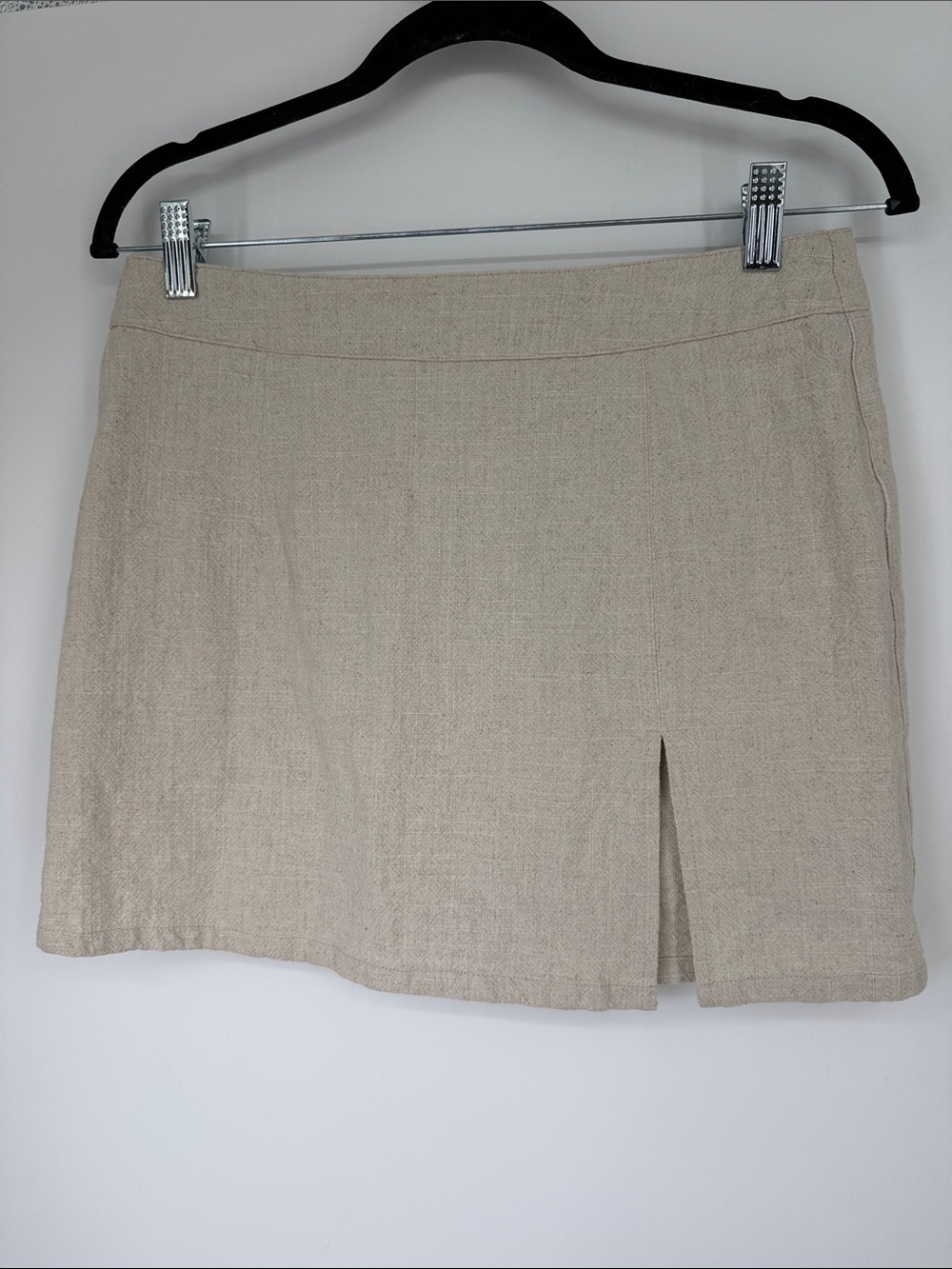 Revolve Lioness Lola Beige Linen-Blend Mini Skirt with Front Slit size M